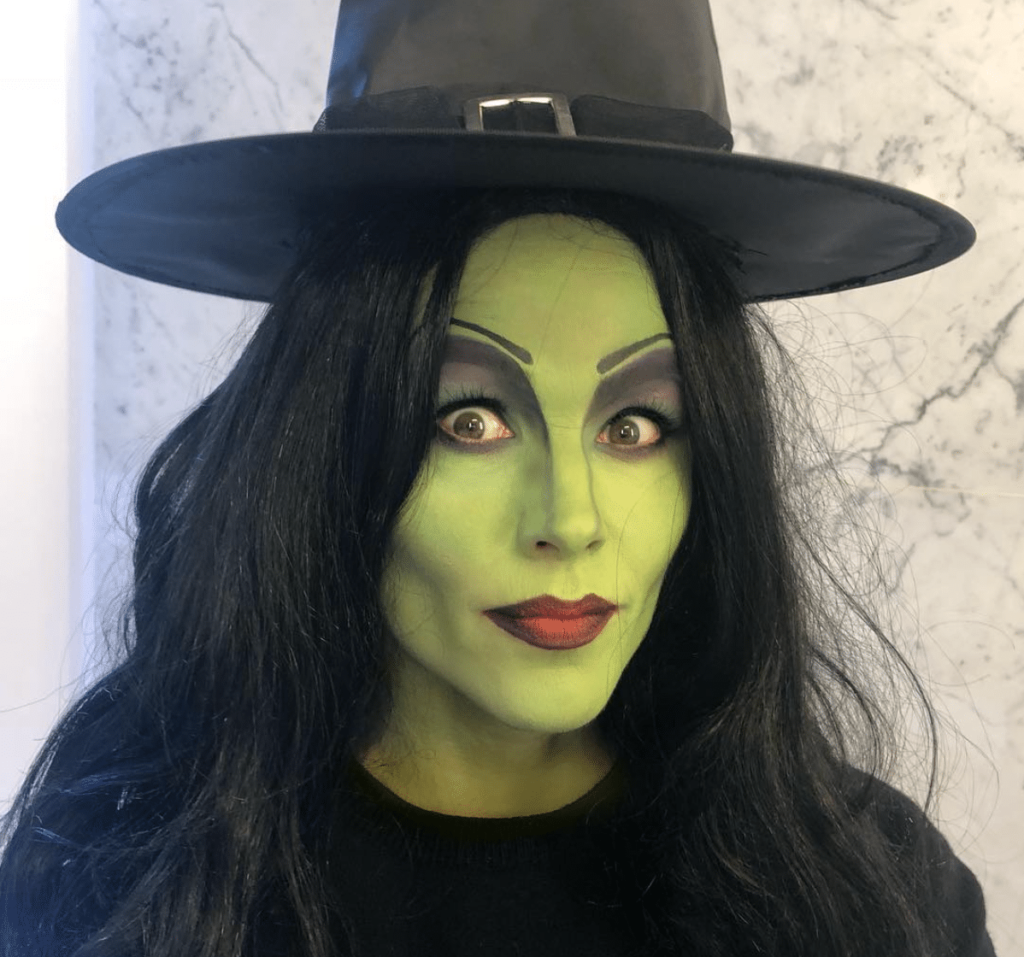 Celebrity Halloween Costumes That Are Beyond Creative – Page 76